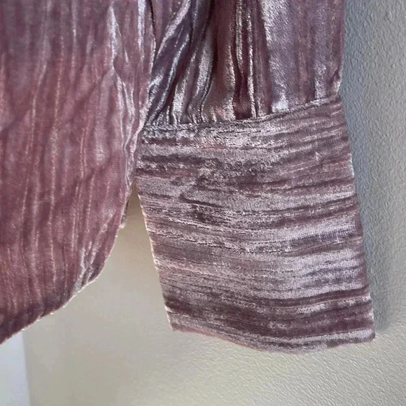 Marc New York Andrew Marc Mauve Velvet Button Down Shirt - Picture 5 of 12